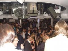 Fabrizio Corona ha inaugurato “Biblò” la sua nuova discoteca