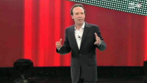 Roberto Benigni: Sanremo 2011, show sull’Inno di Mameli