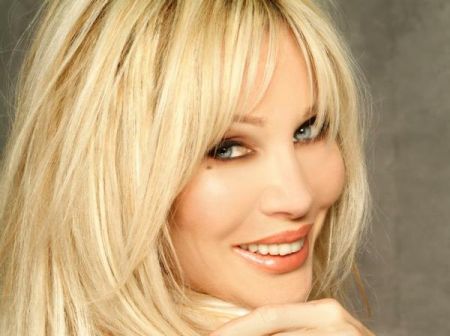 Ivana Spagna: News, la cantante si racconta “Ho pensato al suicidio”