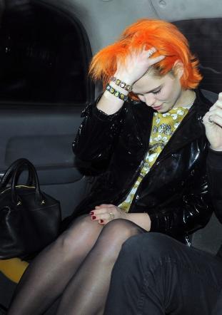 Pixie Geldof: Con abito più corto del dovuto attira i paparazzi