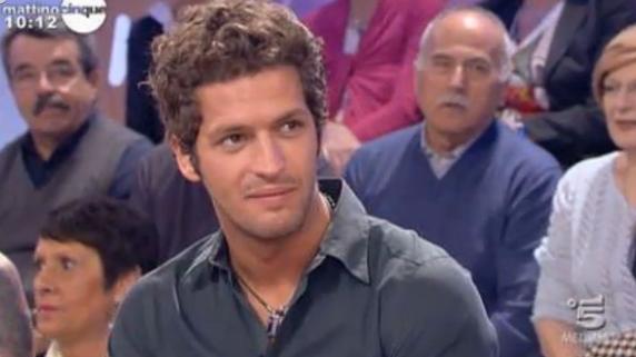 Emanuele Pagano: Intervista a Mattino Cinque, tutti contro di lui!