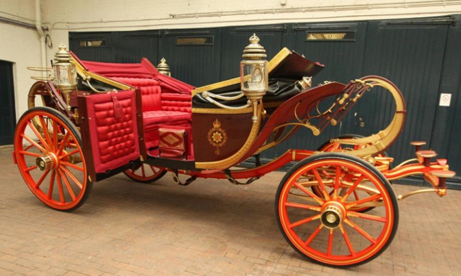 Nozze del Secolo: Il principe William e Kate Middleton sulla mitica carrozza reale