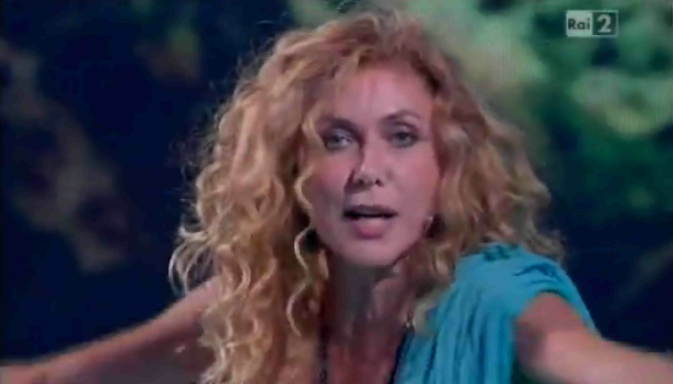 Eleonora Brigliadori: “La sciamana da discount” dell’Isola dei Famosi 2011