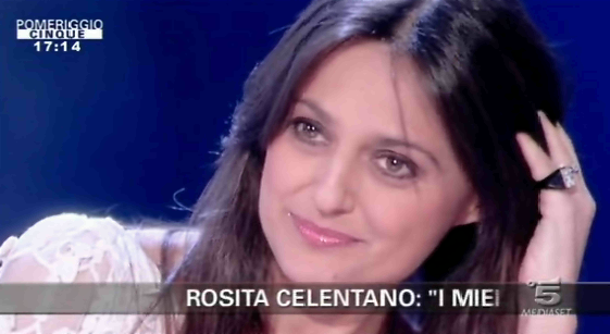 Rosita Celentano a Pomeriggio Cinque incontra a sorpresa la cugina Alessandra Celentano