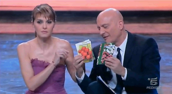 Zelig 2011: Ultima puntata Cortellesi e Bisio sulle note di “Jai Ho”