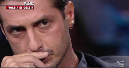 Fabrizio Corona: A Matrix lancia la sua rivista “Corona Star’s” e attacca Ilary Blasi e Elisabetta Canalis