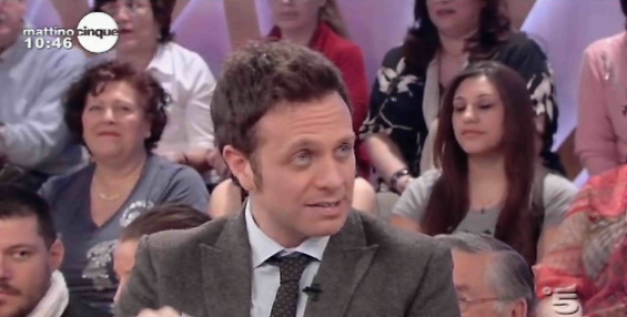 Gabriele Parpiglia: A Domenica Cinque riceve il “Parpiglia d’Oro”