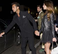 Fabrizio Corona: Gossip, ordina una bottiglia di champagne e non paga il conto!