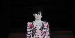 Moda: Autunno/inverno 2011 Il tessuto di velluto sarà protagonista delle sfilate