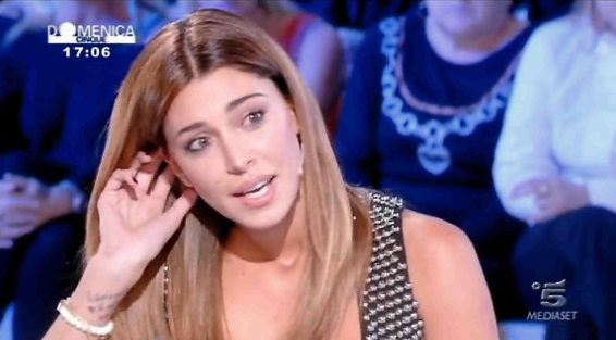 Belen Rodriguez: Intervista a Domenica Cinque “Mai dormito con nessuno”