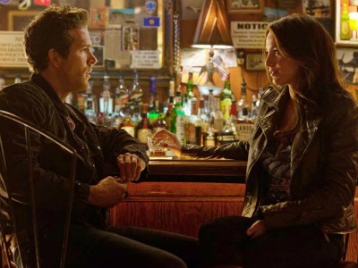 Blake Lively: Gossip, l’attrice archivia Di Caprio e si consola con Ryan Reynolds