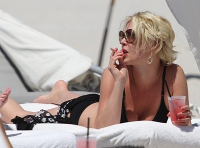 Katherine Heigl: Compleanno con il marito Josh Kelley, famiglia e alcuni amici