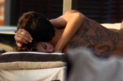 Belen Rodriguez incinta: Fabrizio Corona lo conferma al settimanale “Chi”