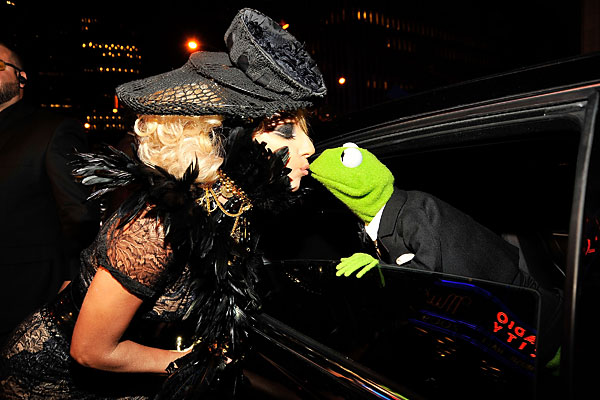 Lady GaGa: Al concerto benefico “Children In Need Rocks”