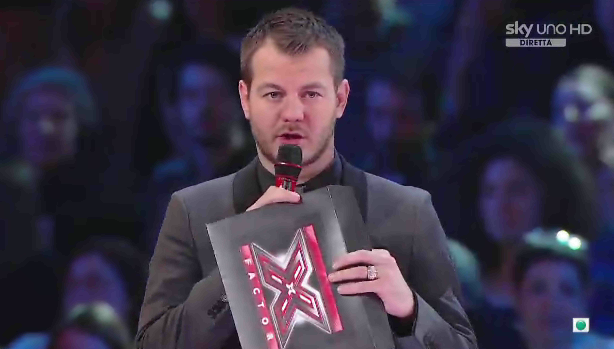 X-Factor 5: Ospiti I Soliti Idioti e James Morrison, eliminato il gruppo vocale Le 5 (video)