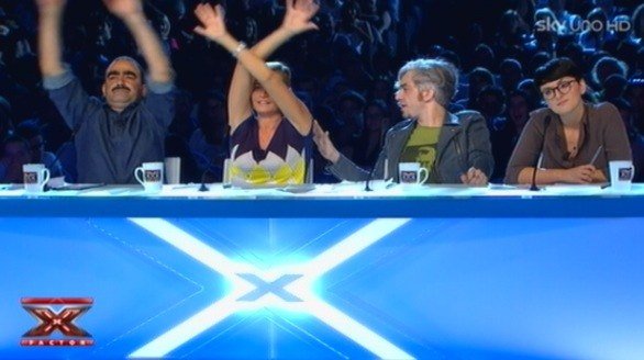 X Factor 5: Grandi consensi per Jessica, polemica per l’uscita di Rahma