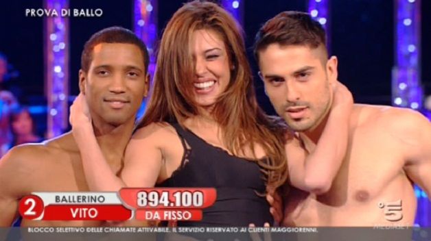 Belen Rodriguez: Maria De Filippi la vuole nel serale di Amici 11