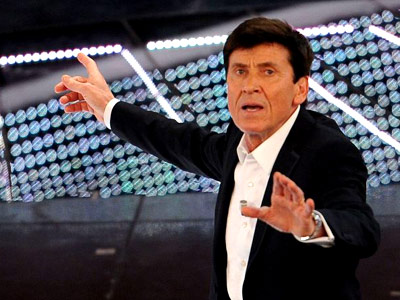 Gianni Morandi: L’eterno ragazzo e il suo “pazzo” Festival di Sanremo