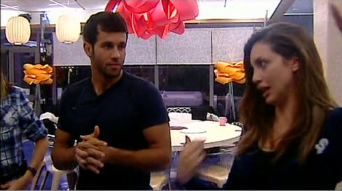 Grande Fratello 12: Rudolf e Ilenia: Sarà amore o profonda amicizia?