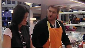 Grande Fratello 12: Valentina rifiuta Gaetano e si unisce a Fabrizio e Gaia
