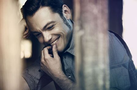 Tiziano Ferro: Hai delle isole negli occhi, una canzone d’amore per un nuovo singolo