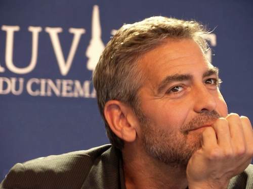 George Clooney: “Qualcuno pensa che sia gay? A me non me ne frega un…”