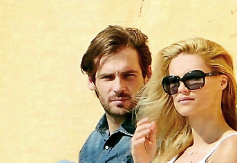 Michelle Hunziker e Tomaso Trussardi: Una coppia da copertina