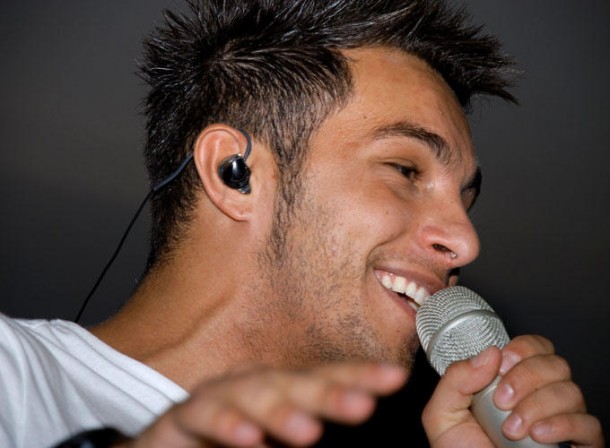 Marco Carta: Necessità lunatica è al primo posto su iTunes Marco Carta : Necessità Lunatica