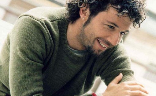 Paolo Vallesi : “È bastato un momento” è il nuovo singolo il ritorno di paolo vallesi