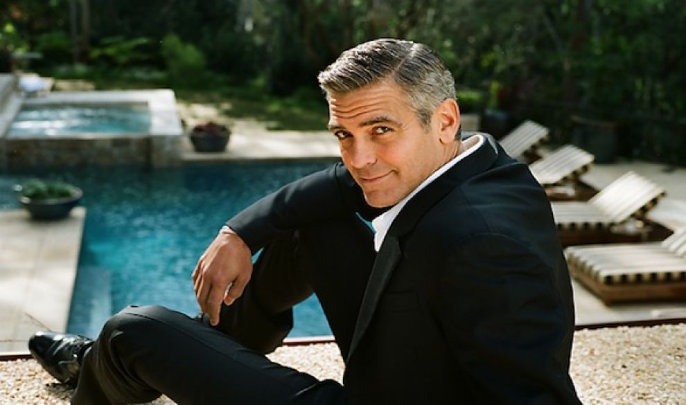 George Clooney gossip: “Ho fatto il lifting ai testicoli ma non sono gay”