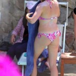 claudia gerini in bikini al mare estate 2013 a ponza foto1