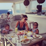 claudia galanti con i figli estate 2013 vacanze a Mykonos foto