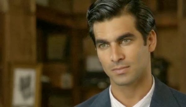 Ruben Cortada è Ramiro nella fiction Il tempo del coraggio e dell'amore su Canale 5