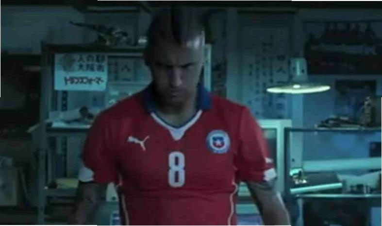 Arturo Vidal mette paura nello spot del Cile per i Mondiali 2014
