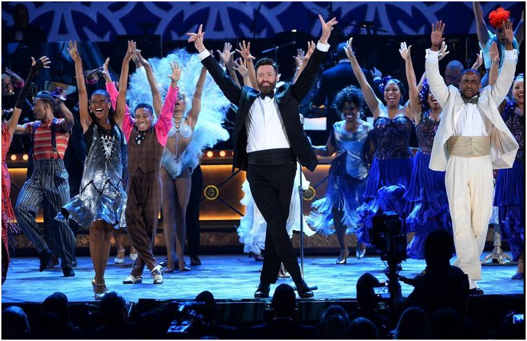 Hugh Jackman balla il tip tap ai Tony Awards 2014