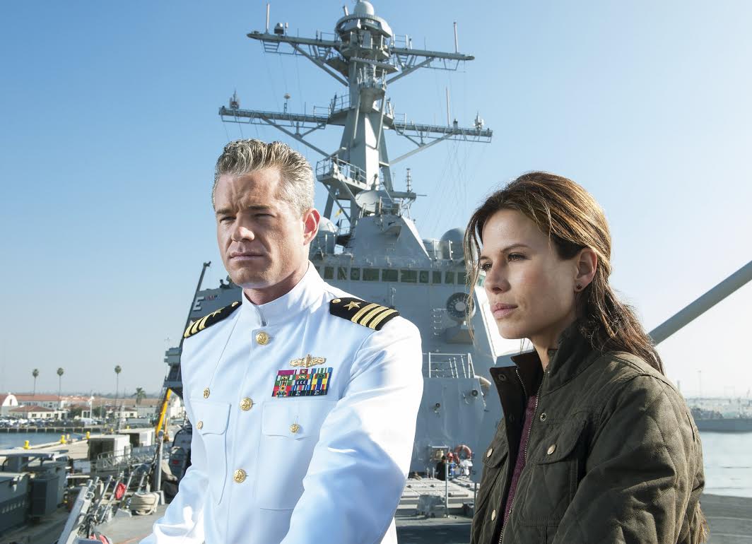 La sexy Rhona Mitra su Italia 1 in “The Last Ship”