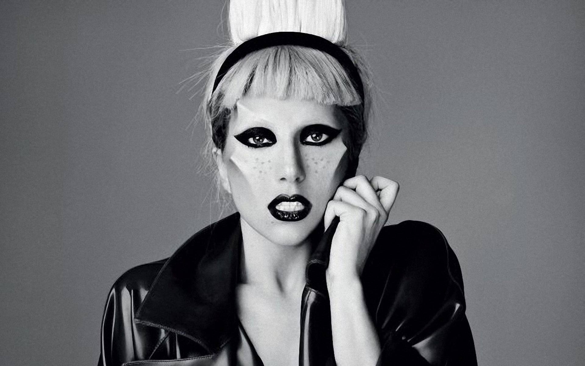 Lady Gaga: “Sono stata stuprata a 19 anni”