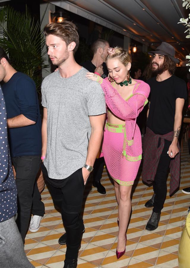 Miley Cyrus e Patrick Schwarzenegger al party Moschino 2014 