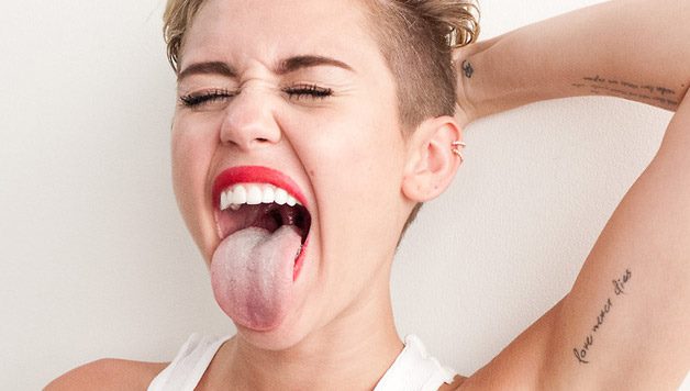 Miley Cyrus scandalosa su Instagram Masturbarsi fa bene