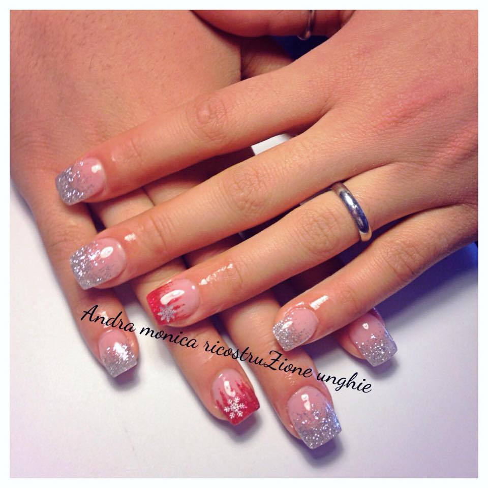Ricostruzione unghie con french sfumato rubrica Nails Beauty a cura di Monica Stan