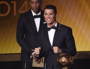 Pallone D'oro 2014 a Cristiano Ronaldo che esulta dalla gioia