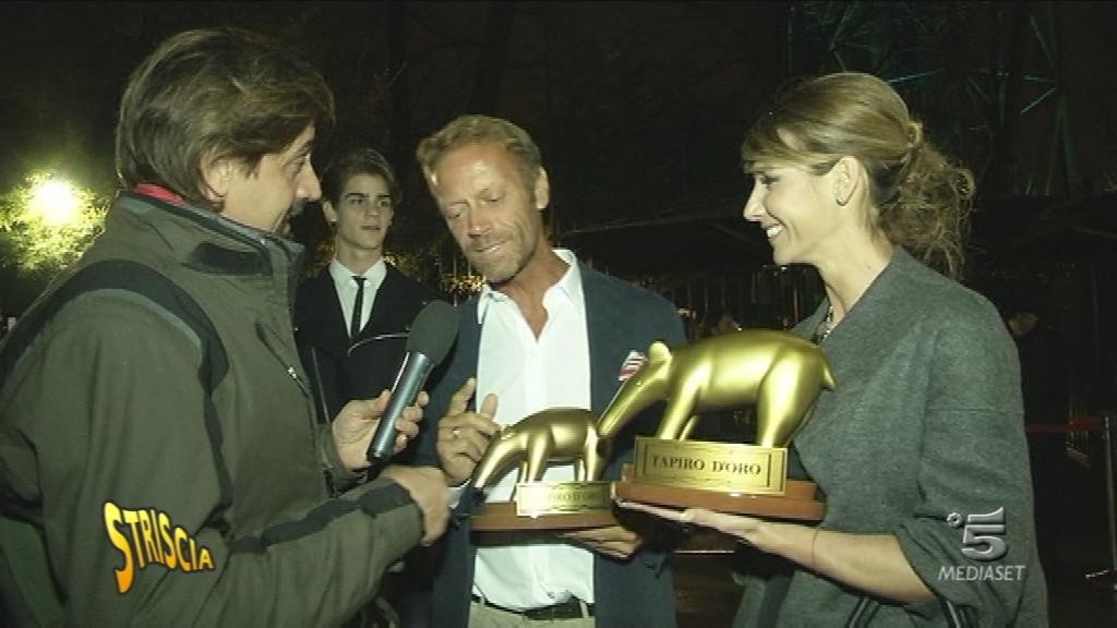 Rocco Siffredi riceve il Tapiro d'oro a Striscia la notizia puntata del 24 marzo 
