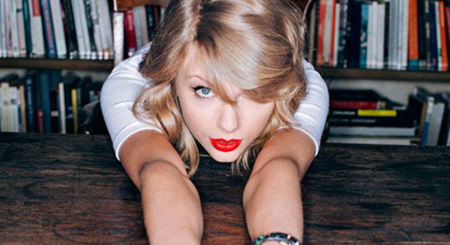 Taylor Swift dona cinquantamila dollari alle scuole di New York