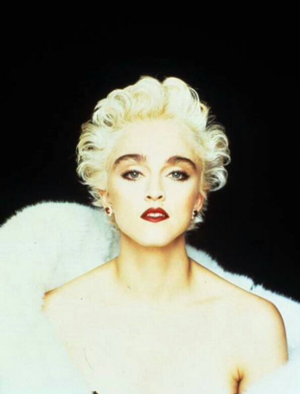 Madonna bannata dalle radio inglesi perchè troppo vecchia