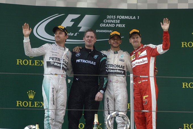 Mondiale F1: Hamilton trionfa a Shanghai