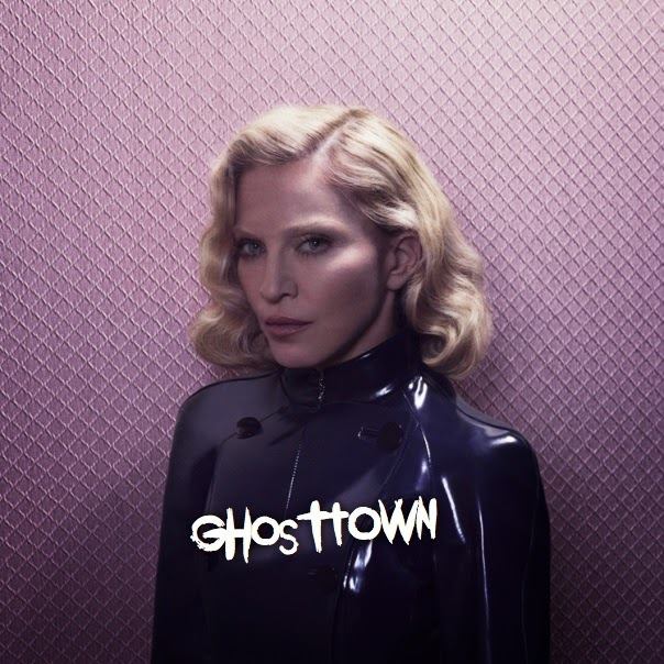 Madonna sensuale nel video di Ghosttown