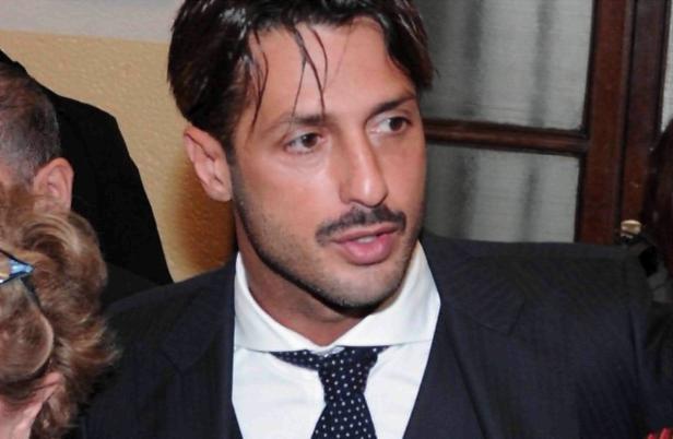 Fabrizio Corona scarcerato: “Ora si riparte #SIPUEDE” fabrizio corona scarcerato