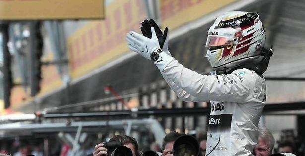 Formula 1, vittoria di Lewis Hamilton a Silverstone Formula 1