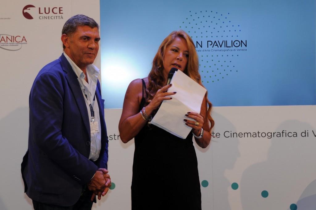 Anna Pettinelli presenta il Premio internazionale Starlight Cinema Award seconda edizione