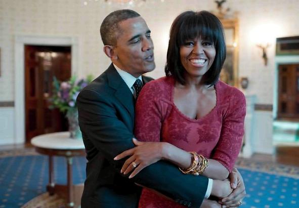 Barack Obama e Michelle festeggiano i 23 anni di matrimonio con gli auguri che arrivano anche dalla Casa Bianca